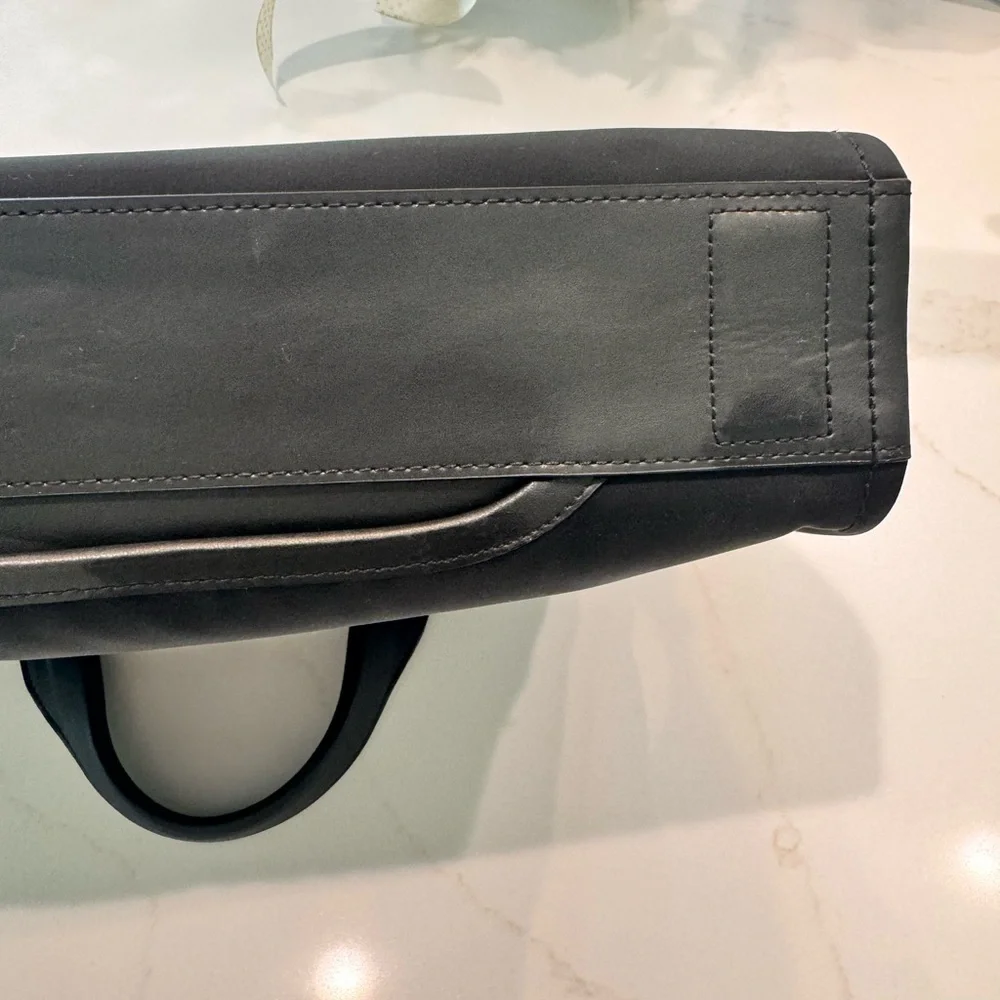Tumi Slim Harrison Bradford Laptop Brief - Picture 6 of 9